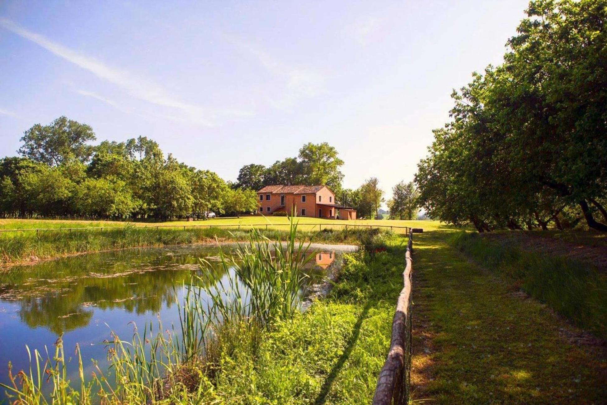 Agriturismo La Sorgente Камерано Екстер'єр фото